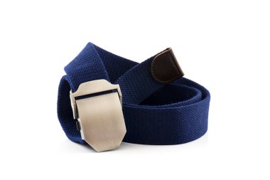 mavi kuşak beyaz arkaplanda izole edildi