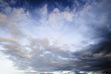 Gökyüzü ve bulutlar arka plan