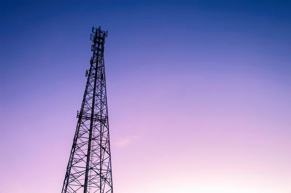 Torres Telecomunicaciones Con Antenas —  Fotos de Stock