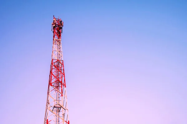 Torres Telecomunicaciones Con Antenas —  Fotos de Stock