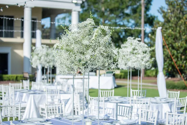 Babies Breath Outdoor Wedding Centerpieces