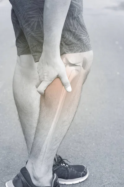 man calf muscle pain