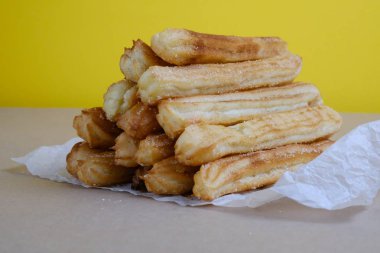 Masada Hill Ispanyol churros. Şeker ve tarçın ile İspanyol tatlı churros