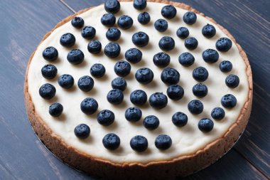 Yaban mersini ile klasik cheesecake
