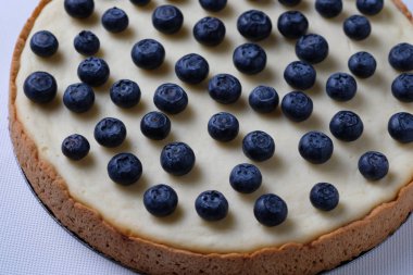 Yaban mersini ile klasik cheesecake