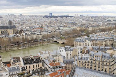 Paris, Fransa'nın başkentini havadan görünümü
