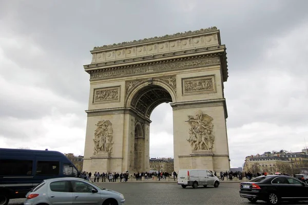 凱旋門 シャルル ゴール エトワール広場の凱旋門パリフランス — ストック写真