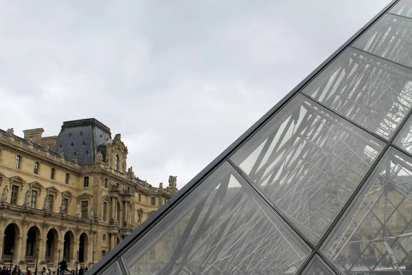 Pohled Louvre Muzeu Louvre Muzeum Louvre Jedním Největších Nejnavštěvovanějších Muzeí — Stock fotografie