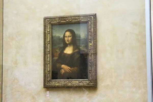 París Francia 2018 Mona Lisa Leonardo Davinci Museo Del Louvre —  Fotos de Stock