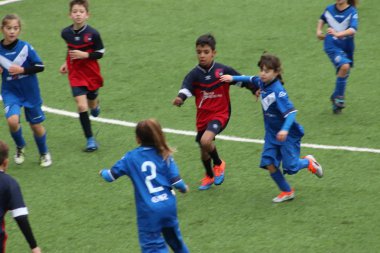 Brescia, İtalya - 01 Kasım 2018: çocuklar Şampiyonası'nda genç futbolcular için oyun