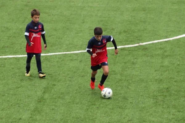 ブレシア イタリア 2018 子供たち若いサッカー選手の選手権で遊んで — ストック写真