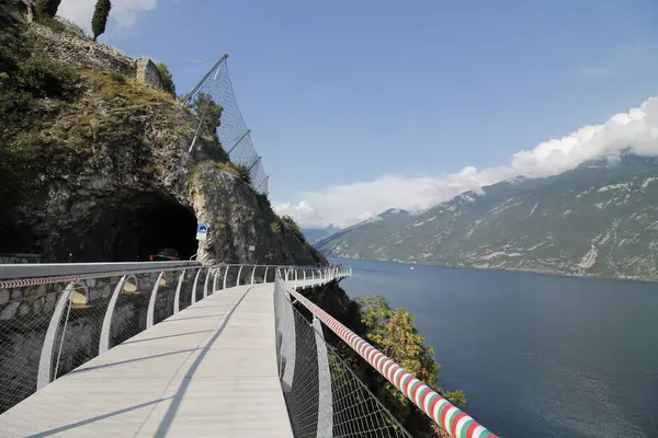 Carretera Para Bicicletas Sendero Sobre Lago Garda Limone Sul Garda — Foto de Stock