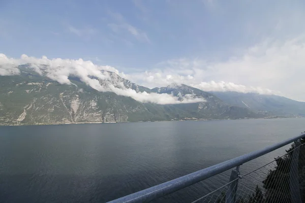 Paisaje Del Lago Garda Norte Italia —  Fotos de Stock