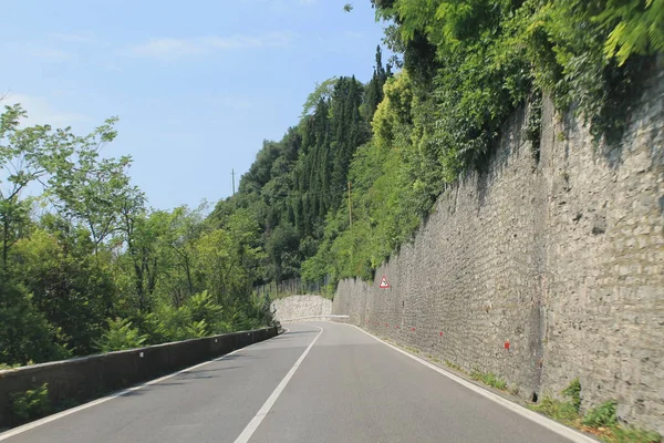 Gardesana Occidentale Carretera Costera Largo Del Lago Garda Italia —  Fotos de Stock