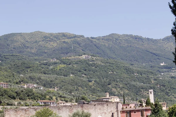 Paisaje Con Montañas Verdes Italia —  Fotos de Stock