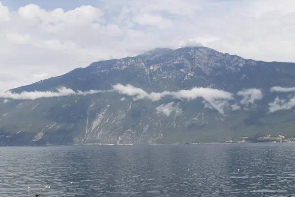 Vista Lago Garda Nel Nord Italia — Foto Stock