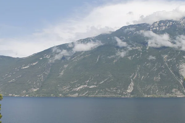 Pohled Jezero Garda Severní Itálii — Stock fotografie