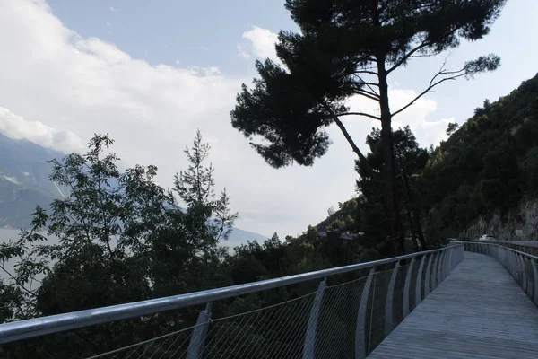 Estrada Bicicleta Trilha Sobre Lago Garda Limone Sul Garda Lombardia — Fotografia de Stock