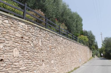 yolu ile Kuzey İtalya antik duvar