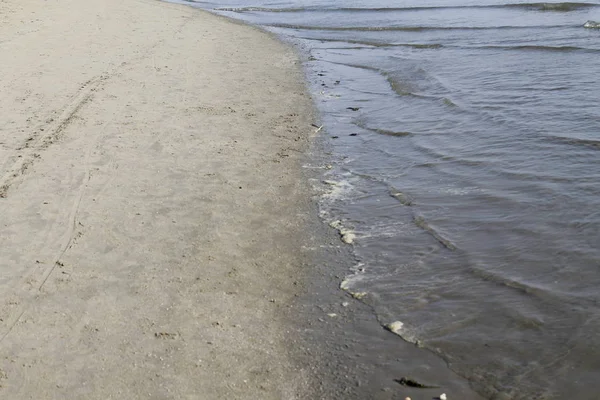 ชายหาดบนทะเลอาเดร กในอ ตาล — ภาพถ่ายสต็อก