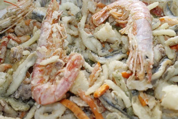 Poissons Frits Crevettes Calmars Mélangés — Photo