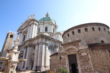 Eski ve yeni Katedrali, Brescia alacakaranlıkta, Unesco Dünya Mirası İtalya