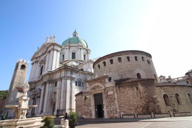 Eski ve yeni Katedrali, Brescia alacakaranlıkta, Unesco Dünya Mirası İtalya
