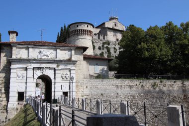 Antik kale Brescia, Kuzey İtalya'daki bir şehir