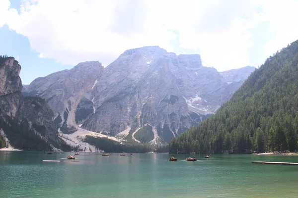 Jezioro Braies Latem Największe Naturalne Jezioro Dolomitach Południowy Tyrol Włochy — Zdjęcie stockowe