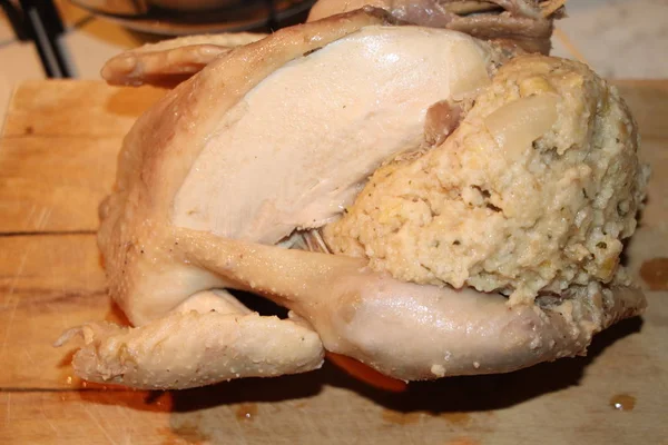 Raw Stuffed Chicken Wood Cutting Board — Stock Photo, Image