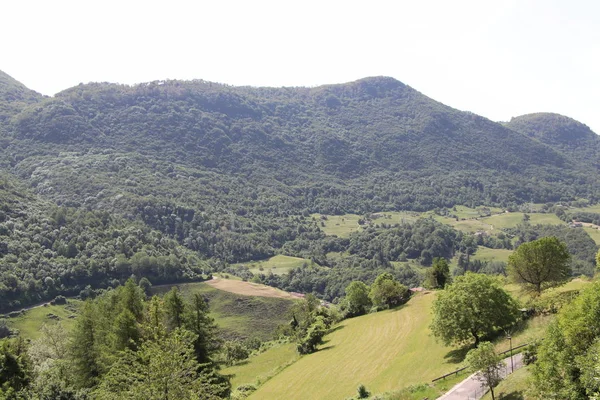 Blick Auf Das Kleine Dorf Costa Gargnano Den Bergen Des — Stockfoto