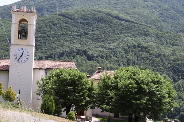 Pohled Malou Vesnici Costa Gargnano Horách Jezera Garda Severní Itálii — Stock fotografie