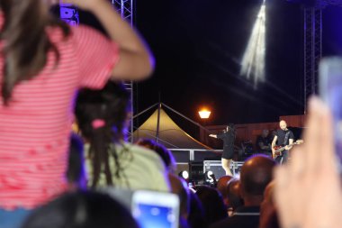 Açıklama: Gatteo a mare, Cesena , İtalya, Ağustos 14 , 2019 -Giusy Ferreri konser sırasında İtalyan şarkıcı