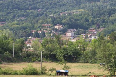 Kuzey İtalya 'daki küçük Botticino kasabasının manzarası