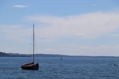 Kuzey İtalya 'daki Garda Gölü manzarası