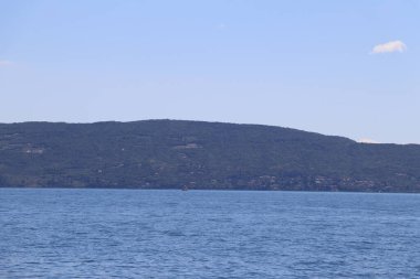 Kuzey İtalya 'daki Garda Gölü manzarası