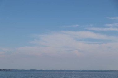 Kuzey İtalya 'daki Garda Gölü manzarası