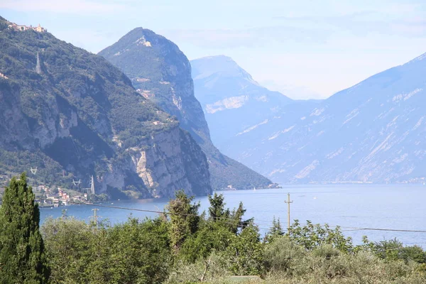 Utsikt Över Gardasjön Norra Italien — Stockfoto