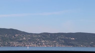 Kuzey İtalya 'daki Garda Gölü manzarası