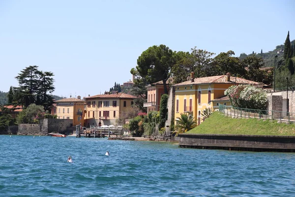 Vue Sur Gargnano Petit Village Sur Lac Garde Dans Nord — Photo