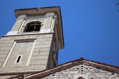  Gargnano Kilisesi 'nin mimari detayları İtalya' daki Garda Gölü 'ndeki küçük bir köy.