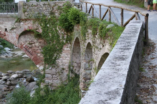 Detalhe Uma Ponte Histórica Sul Itália Europa — Fotografia de Stock