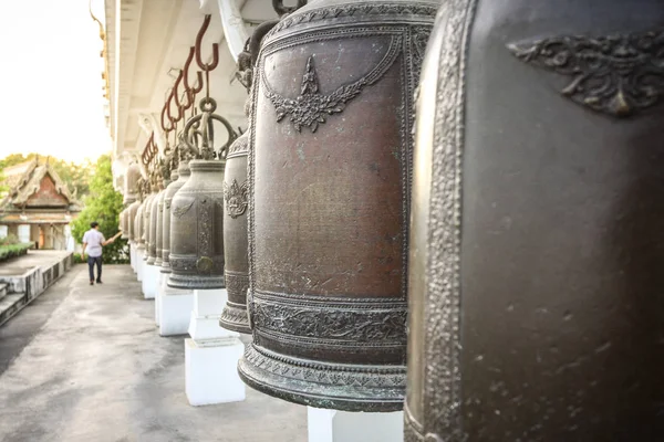 Muitos sinos no templo — Fotografia de Stock