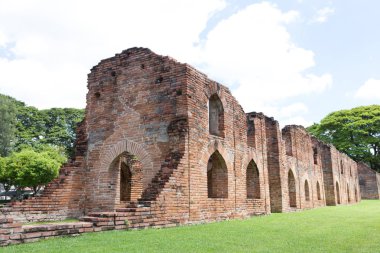 Tay Tarihi Binalarının Kalıntıları