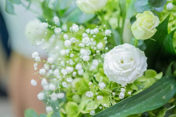 Букет белой розы — стоковое фото