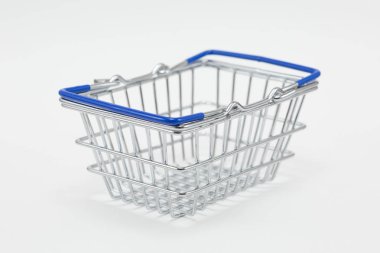 Çelik alışveriş sepeti