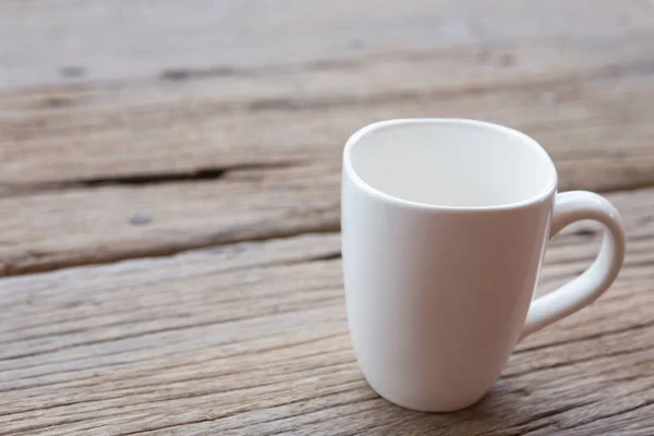 Leere weiße Kaffeetasse — Stockfoto