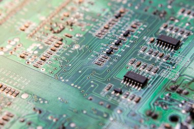 yeşil elektronik devre kartı