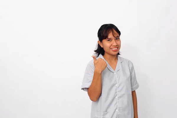 Retrato Mujer Asiática Vestida Con Camisón Gris Pijama Pie Mostrando —  Fotos de Stock