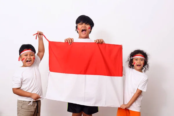 Anak Anak Manis Dari Indonesia Merayakan Hari Kemerdekaan Indonesia Ekspresi — Stok Foto